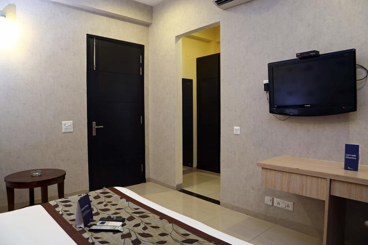Fabhotel Signature Cyber Park Delhi Zewnętrze zdjęcie